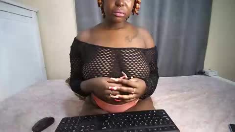 Snapshot of cum_central chatting on 19, 10, 2025 cum_central online show from 19, 10, 2025