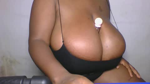 Snapshot of cum_girl_ chatting on 1, 4, 2026 cum_girl_ online show from 1, 4, 2026