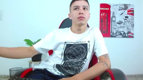 cumandres online show from 24, 11, 2025