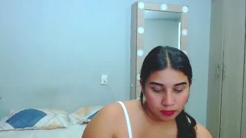 Snapshot of cumb0y_squirtgirl chatting on 5, 7, 2026 Pablo and emma online show from 5, 7, 2026