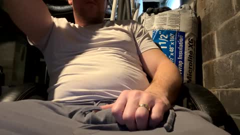 Snapshot of cumfacialxxx chatting on 5, 1, 2025 cumfacialxxx online show from 5, 1, 2025