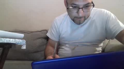 cummachine2022 online show from 5, 3, 2025