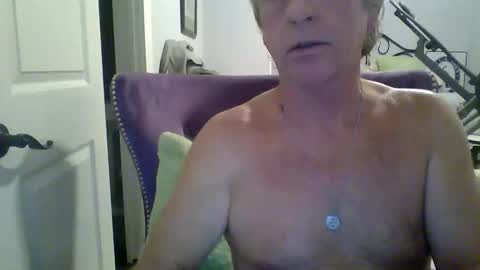 cumngetit910 online show from 4, 12, 2025