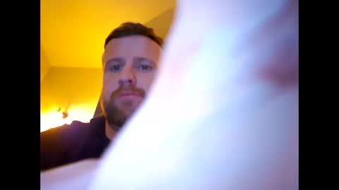 Snapshot of cumonmywifesleather chatting on 18, 12, 2025 cumonmywifesleather online show from 18, 12, 2025