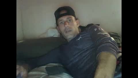 cumslutboi27 online show from 18, 1, 2025