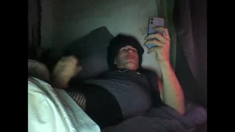 cumslutboi27 online show from 24, 1, 2025