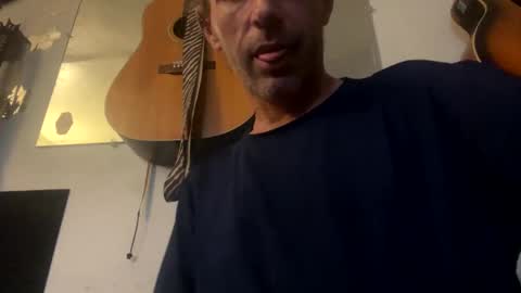 cumslutboi27 online show from 8, 1, 2026