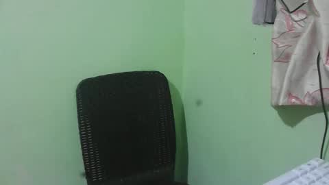 Snapshot of cumwhore4uxox chatting on 10, 11, 2025 cumwhore4uxox online show from 10, 11, 2025