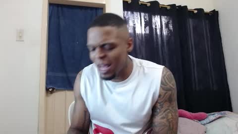 dominic and julieta... independent models online show from 5, 1, 2026