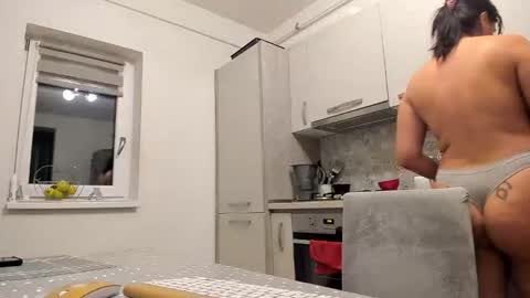 maria  alex online show from 26, 10, 2025