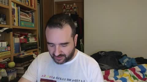 curiosillo1983 online show from 6, 4, 2026