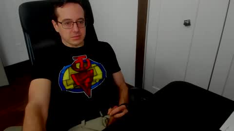 curious_10 online show from 30, 12, 2024