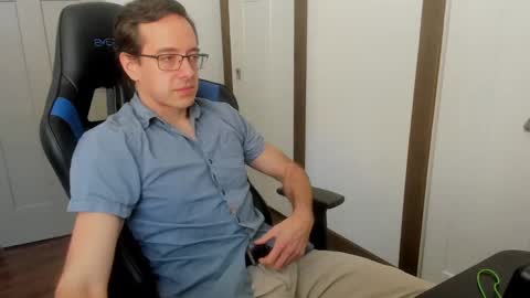 curious_10 online show from 18, 11, 2025