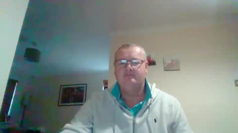 curiousax77 online show from 14, 2, 2025