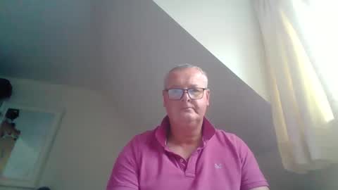 curiousax77 online show from 14, 5, 2026