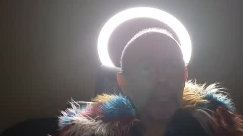 Curiousbisex22 online show from 17, 4, 2026