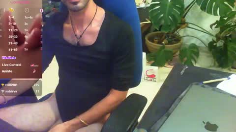 Snapshot of curiousgenie chatting on 26, 11, 2025 curiousgenie online show from 26, 11, 2025