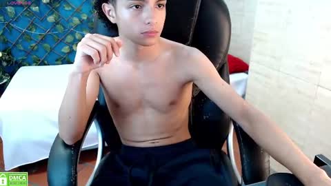 curly_phillip online show from 29, 7, 2026