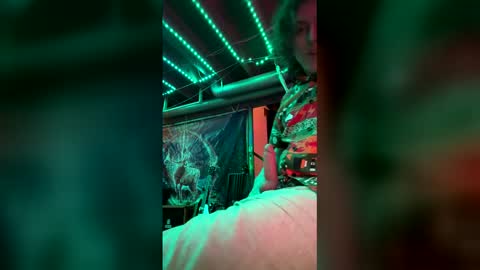 Snapshot of curlyfuck25 chatting on 13, 1, 2026 Human Being online show from 13, 1, 2026