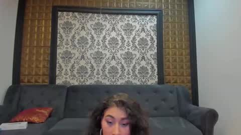 Snapshot of curlzx chatting on 1, 3, 2026 Dia Roxy online show from 1, 3, 2026