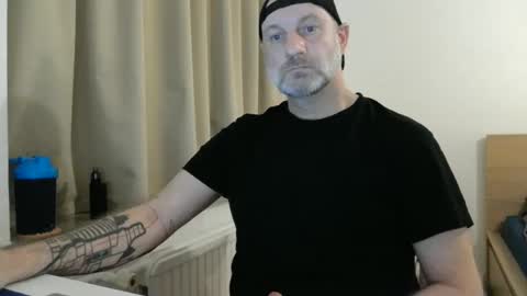 Curman85 online show from 21, 2, 2025