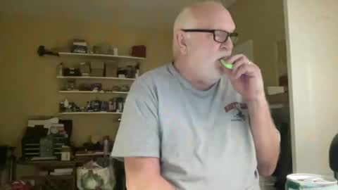 Snapshot of curo69 chatting on 2, 1, 2025 ALAN online show from 2, 1, 2025