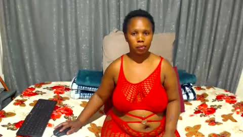 Snapshot of curveass93 chatting on 8, 6, 2026 curveass93 online show from 8, 6, 2026