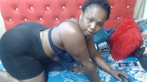Snapshot of curveass93 chatting on 8, 7, 2026 curveass93 online show from 8, 7, 2026