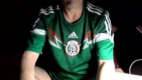 curvelover1977 online show from 22, 11, 2025