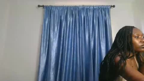 Snapshot of curvy_melvs chatting on 5, 2, 2026 mel online show from 5, 2, 2026