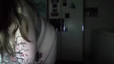 dahlia -kim online show from 25, 1, 2025