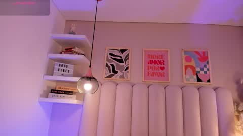 Amber  online show from 18, 10, 2025