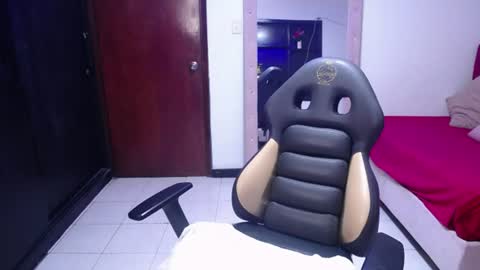 Snapshot of cute_angel_1 chatting on 6, 7, 2026 cute_angel_1 online show from 6, 7, 2026
