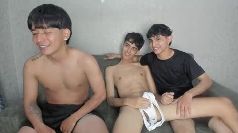 Snapshot of cute_boys18 chatting on 16, 5, 2026 ARTURO-18 MATIAS-18 NIKOLAY-19 HADES-18 GABO-19 online show from 16, 5, 2026