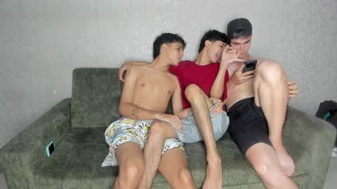 Snapshot of cute_boys18 chatting on 19, 5, 2026 ARTURO-18 MATIAS-18 NIKOLAY-19 HADES-18 GABO-19 online show from 19, 5, 2026