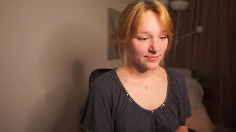 Snapshot of cute_brutality chatting on 28, 11, 2025 Coco online show from 28, 11, 2025