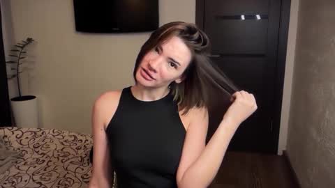 cute_bubbles online show from 10, 10, 2025