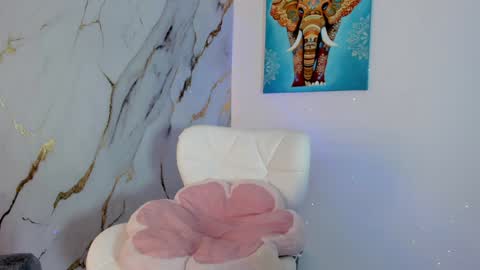          online show from 13, 1, 2025