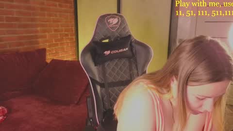 Snapshot of cute_darina chatting on 22, 12, 2024 Everyday stream in the same time online show from 22, 12, 2024