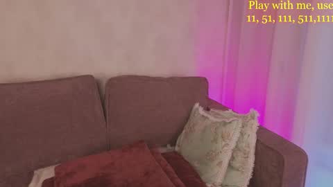 Snapshot of cute_darina chatting on 19, 9, 2025 Everyday stream in the same time online show from 19, 9, 2025
