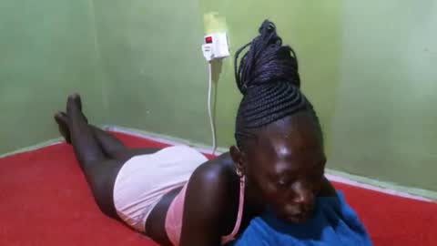 Snapshot of cute_doria chatting on 13, 10, 2025 cute_doria online show from 13, 10, 2025