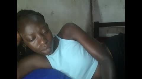 Snapshot of cute_doria chatting on 12, 11, 2025 cute_doria online show from 12, 11, 2025