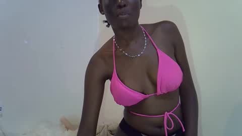 cute_emmy1 online show from 10, 10, 2025