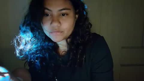 cute_hippo8 online show from 19, 4, 2026
