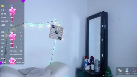 Snapshot of cute_horny12 chatting on 20, 11, 2025 Cute horny1 online show from 20, 11, 2025