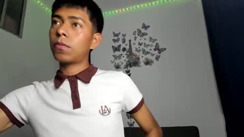 Snapshot of cute_horny_friends chatting on 29, 5, 2026 AnderSamu online show from 29, 5, 2026