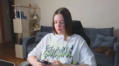 Snapshot of cute_junk chatting on 8, 9, 2025 Kite and Jack online show from 8, 9, 2025