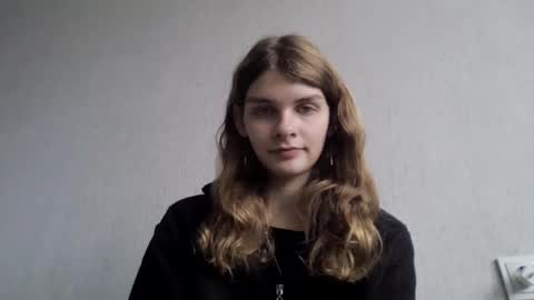 cute_kitte online show from 17, 12, 2024