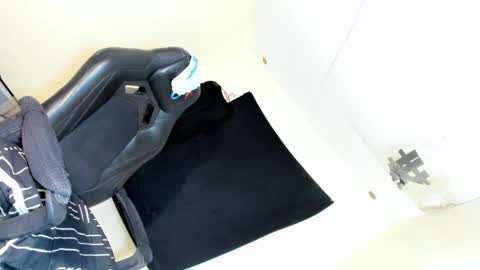 cute_kyanaxx online show from 10, 4, 2026