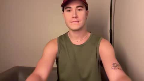 Snapshot of cute_moneylover chatting on 22, 11, 2025 Pavla online show from 22, 11, 2025
